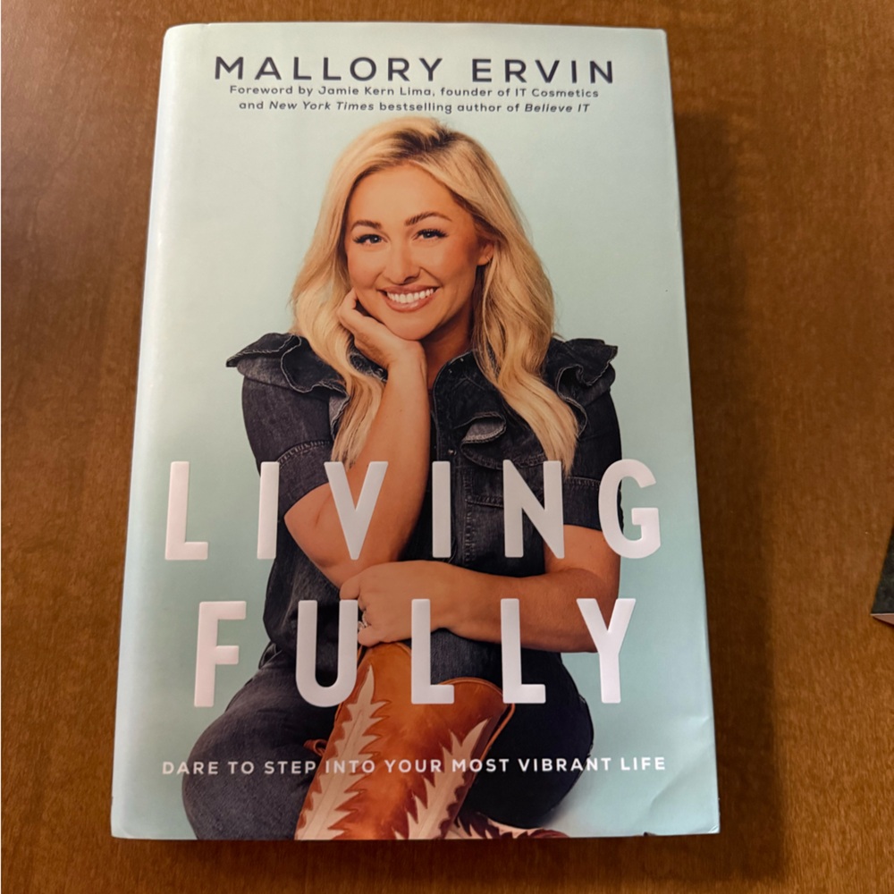 Living Fully by Mallory Ervin Book